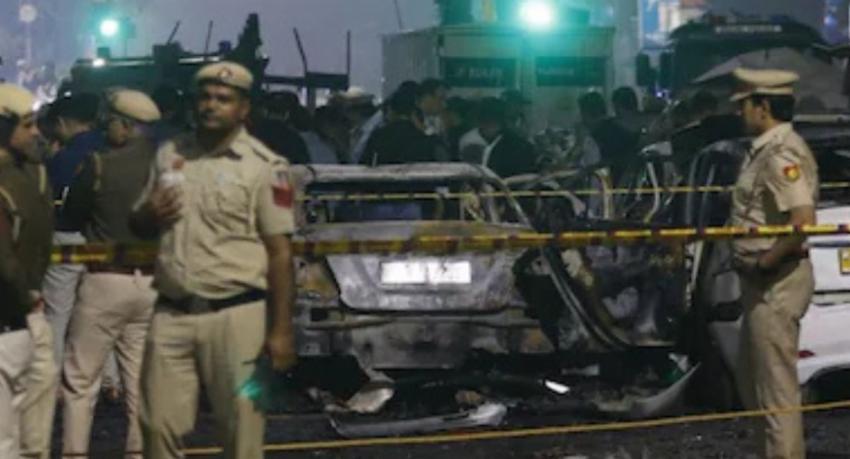 13 Killed In Blast Near Red Fort, India